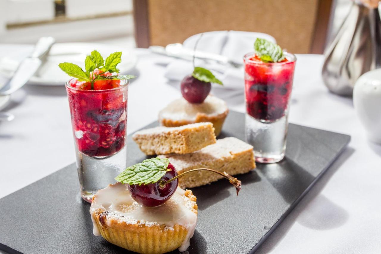 Grinkle Park Hotel Loftus Екстер'єр фото