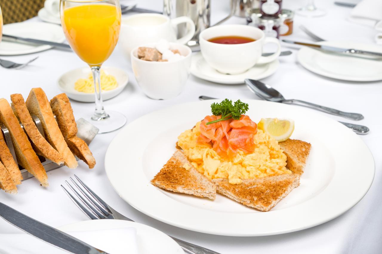 Grinkle Park Hotel Loftus Екстер'єр фото
